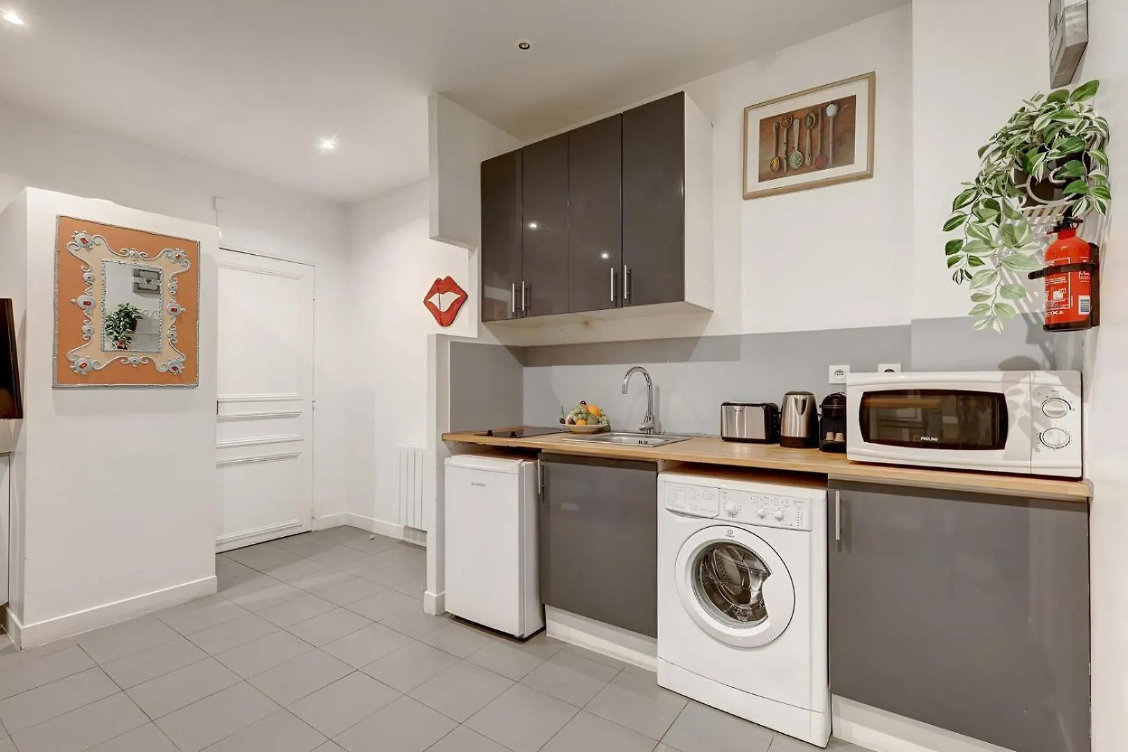 Bluestay 200 - Superb Apartment Paris France